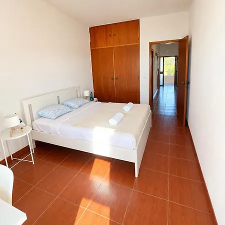 Ocean View Escape In Appartement